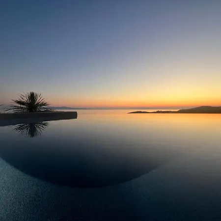 Tinostra Casa * Agios Romanos