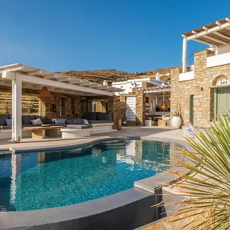 Tinostra Casa * Agios Romanos