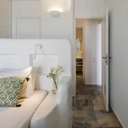 Tinostra Casa Agios Romanos