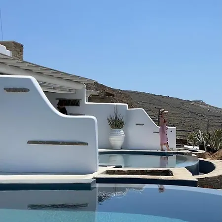 Tinostra Casa * Agios Romanos