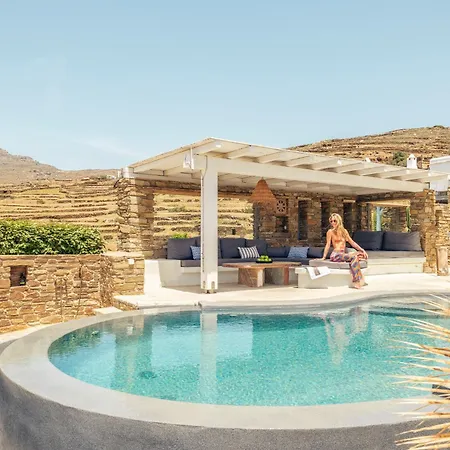 Tinostra Casa Agios Romanos